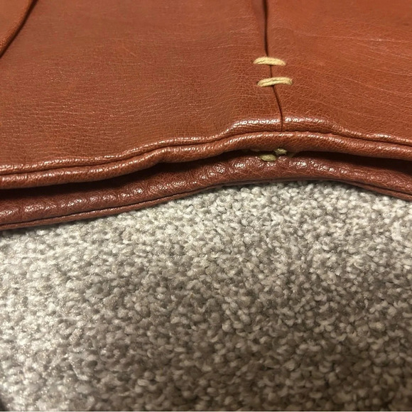 49 square miles  large bag beautiful leather pristine new condition used under 5 - Picture 7 of 16